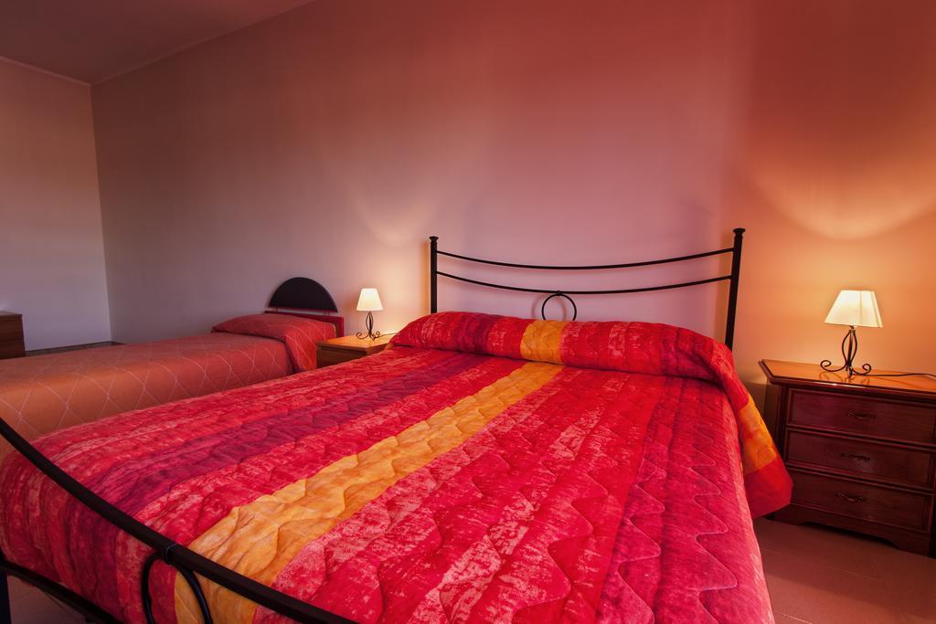 Joanne B&B Canicattini Bagni Δωμάτιο φωτογραφία