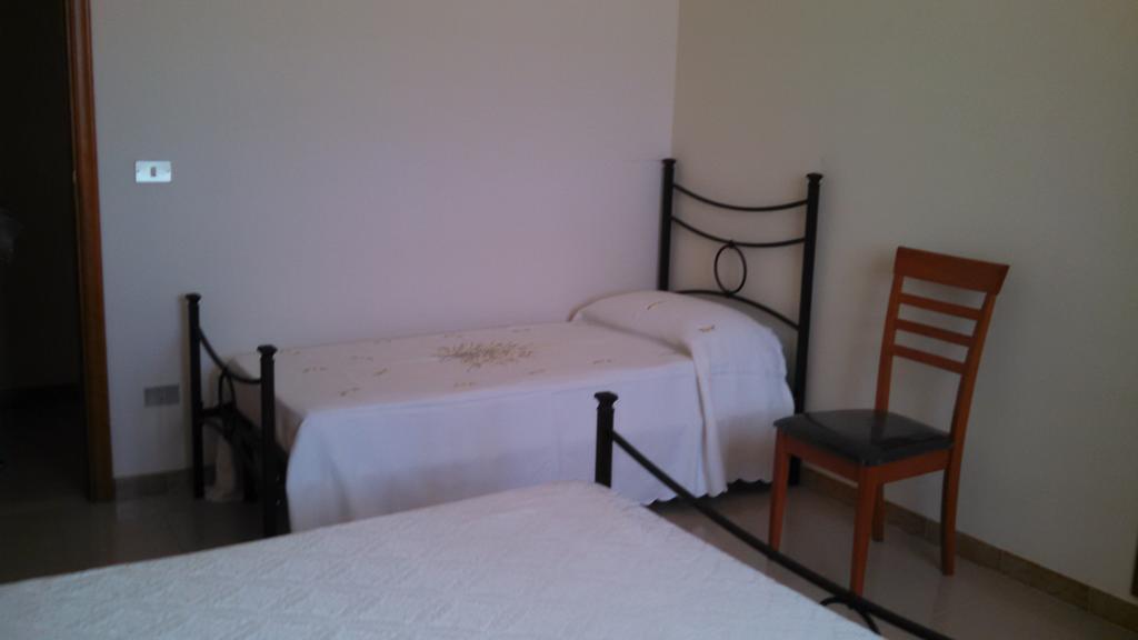 Joanne B&B Canicattini Bagni Δωμάτιο φωτογραφία